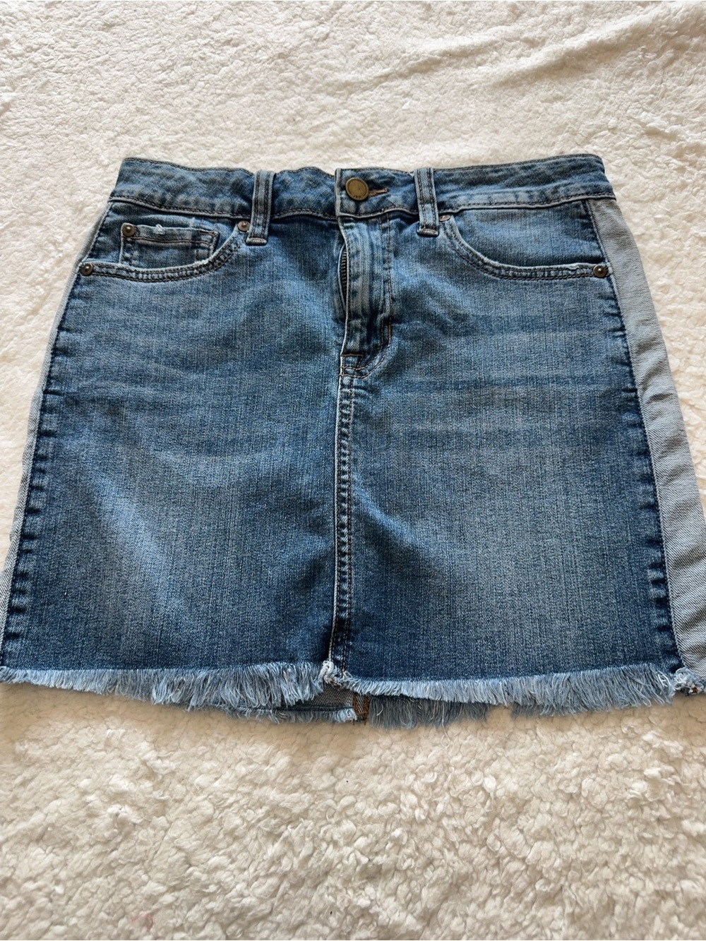 Just Black Two-Tone Denim Frayed Hem Mini Skirt
